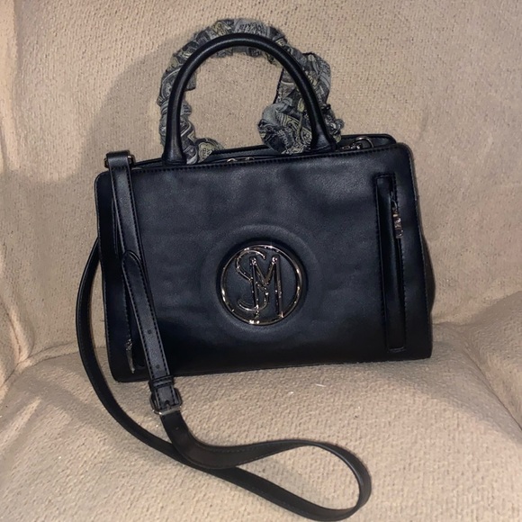 Steve Madden Handbags - 🖤 💥Like New Steve Madden Leather Bag medium crossbody